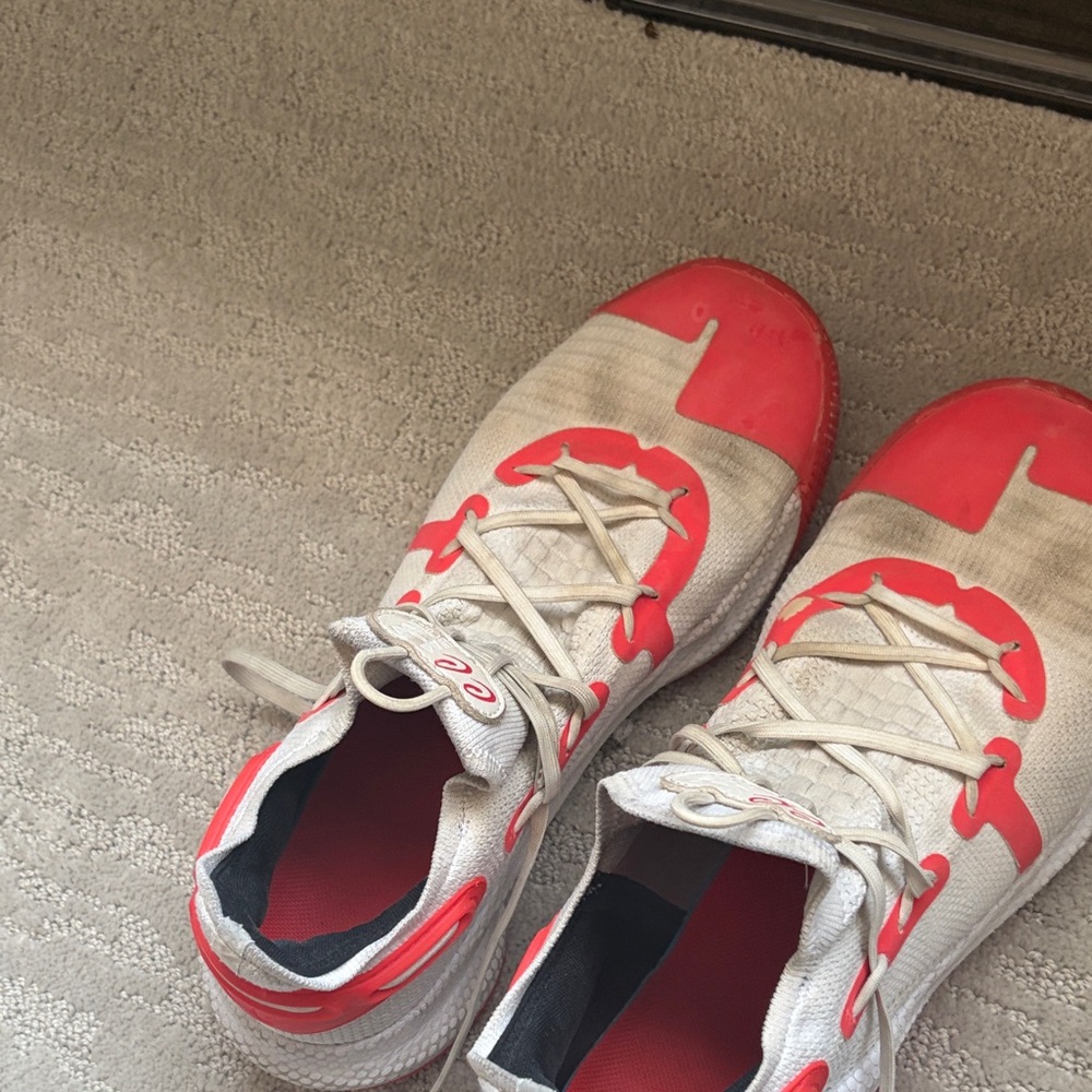 Under Armour Men's Athletic Shoes White with Red Accents